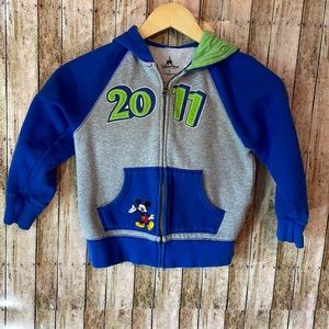 Vintage Disney parks zip up hooded jacket